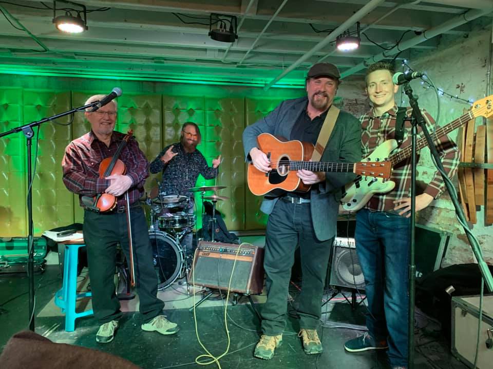 Mike and the Headliners